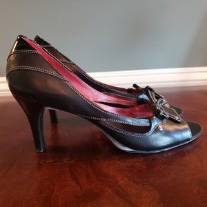 Cole Hahn Peep Toe Pump